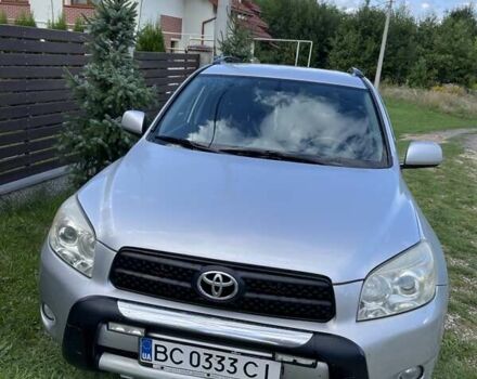 Серый Тойота РАВ 4, объемом двигателя 2.2 л и пробегом 264 тыс. км за 7500 $, фото 5 на Automoto.ua