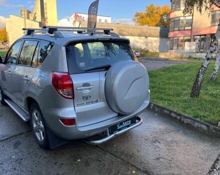 Сірий Тойота РАВ 4, об'ємом двигуна 2 л та пробігом 145 тис. км за 10500 $, фото 12 на Automoto.ua