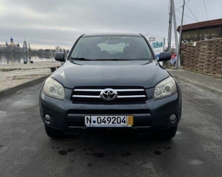 Сірий Тойота РАВ 4, об'ємом двигуна 2.2 л та пробігом 237 тис. км за 4900 $, фото 5 на Automoto.ua