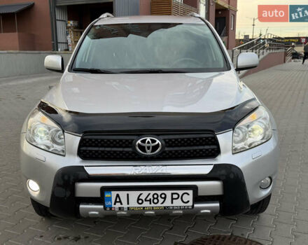 Сірий Тойота РАВ 4, об'ємом двигуна 2 л та пробігом 238 тис. км за 9999 $, фото 1 на Automoto.ua