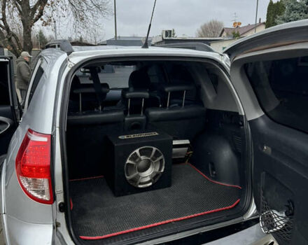 Серый Тойота РАВ 4, объемом двигателя 2.23 л и пробегом 343 тыс. км за 8100 $, фото 9 на Automoto.ua