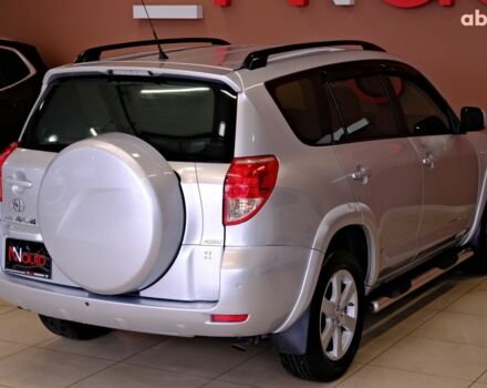 Серый Тойота РАВ 4, объемом двигателя 2.4 л и пробегом 164 тыс. км за 9900 $, фото 4 на Automoto.ua