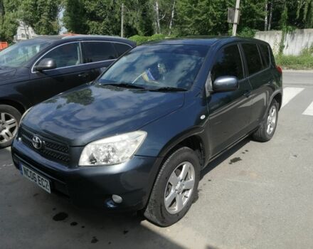 Серый Тойота РАВ 4, объемом двигателя 2 л и пробегом 240 тыс. км за 4500 $, фото 3 на Automoto.ua