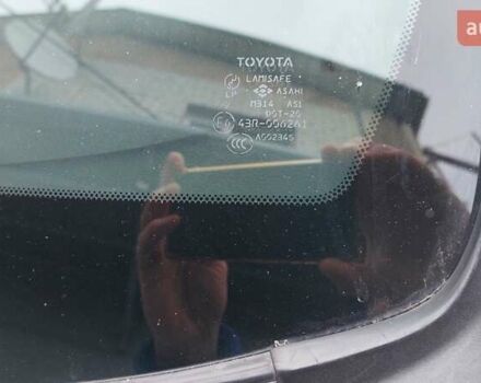 Сірий Тойота РАВ 4, об'ємом двигуна 2.4 л та пробігом 224 тис. км за 9000 $, фото 1 на Automoto.ua