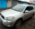 Серый Тойота РАВ 4, объемом двигателя 2 л и пробегом 160 тыс. км за 9300 $, фото 1 на Automoto.ua