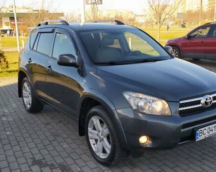 Серый Тойота РАВ 4, объемом двигателя 2.2 л и пробегом 255 тыс. км за 11500 $, фото 10 на Automoto.ua