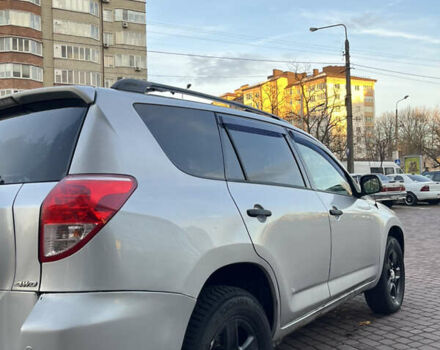 Серый Тойота РАВ 4, объемом двигателя 2.36 л и пробегом 213 тыс. км за 6400 $, фото 6 на Automoto.ua