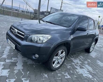Сірий Тойота РАВ 4, об'ємом двигуна 2.23 л та пробігом 259 тис. км за 9240 $, фото 1 на Automoto.ua