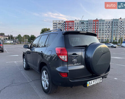 Сірий Тойота РАВ 4, об'ємом двигуна 2 л та пробігом 260 тис. км за 8700 $, фото 10 на Automoto.ua