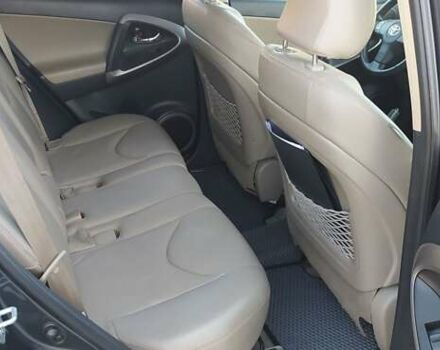 Серый Тойота РАВ 4, объемом двигателя 2.2 л и пробегом 255 тыс. км за 11500 $, фото 22 на Automoto.ua