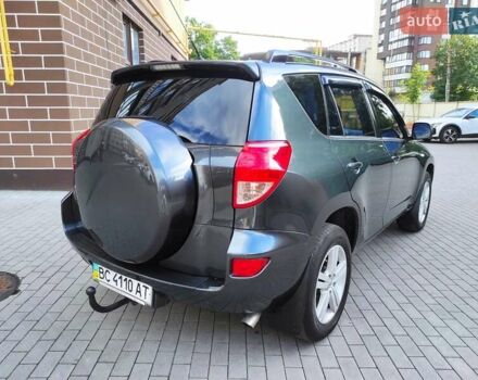 Сірий Тойота РАВ 4, об'ємом двигуна 2 л та пробігом 170 тис. км за 8699 $, фото 20 на Automoto.ua