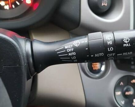 Серый Тойота РАВ 4, объемом двигателя 2.2 л и пробегом 255 тыс. км за 11500 $, фото 48 на Automoto.ua