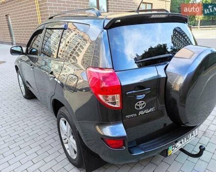 Сірий Тойота РАВ 4, об'ємом двигуна 2 л та пробігом 170 тис. км за 8699 $, фото 13 на Automoto.ua