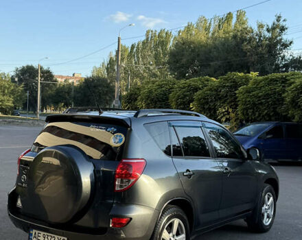 Серый Тойота РАВ 4, объемом двигателя 2 л и пробегом 149 тыс. км за 9500 $, фото 7 на Automoto.ua