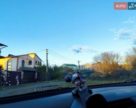 Серый Тойота РАВ 4, объемом двигателя 2.4 л и пробегом 283 тыс. км за 8200 $, фото 17 на Automoto.ua