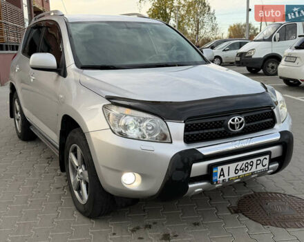 Сірий Тойота РАВ 4, об'ємом двигуна 2 л та пробігом 238 тис. км за 9999 $, фото 4 на Automoto.ua