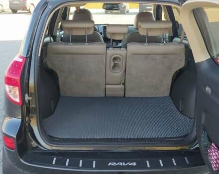 Серый Тойота РАВ 4, объемом двигателя 2.2 л и пробегом 255 тыс. км за 11500 $, фото 5 на Automoto.ua