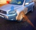 Сірий Тойота РАВ 4, об'ємом двигуна 2.4 л та пробігом 270 тис. км за 8800 $, фото 11 на Automoto.ua