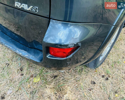 Серый Тойота РАВ 4, объемом двигателя 2.2 л и пробегом 300 тыс. км за 7300 $, фото 6 на Automoto.ua