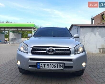 Серый Тойота РАВ 4, объемом двигателя 2.2 л и пробегом 257 тыс. км за 9000 $, фото 3 на Automoto.ua