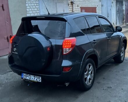Сірий Тойота РАВ 4, об'ємом двигуна 2.2 л та пробігом 250 тис. км за 4350 $, фото 3 на Automoto.ua