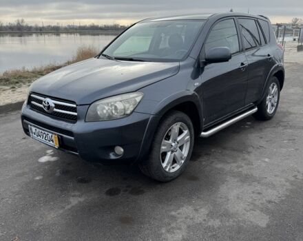 Серый Тойота РАВ 4, объемом двигателя 2.2 л и пробегом 237 тыс. км за 4900 $, фото 2 на Automoto.ua