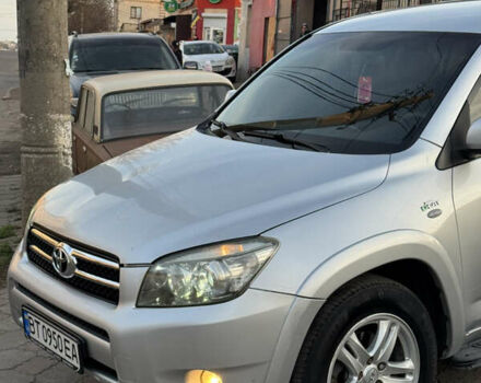 Серый Тойота РАВ 4, объемом двигателя 2.23 л и пробегом 312 тыс. км за 7599 $, фото 3 на Automoto.ua