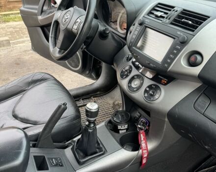 Сірий Тойота РАВ 4, об'ємом двигуна 2.2 л та пробігом 237 тис. км за 4900 $, фото 7 на Automoto.ua