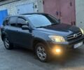 Сірий Тойота РАВ 4, об'ємом двигуна 2.2 л та пробігом 250 тис. км за 4350 $, фото 2 на Automoto.ua