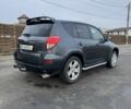 Сірий Тойота РАВ 4, об'ємом двигуна 2.2 л та пробігом 237 тис. км за 4900 $, фото 3 на Automoto.ua