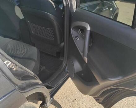 Серый Тойота РАВ 4, объемом двигателя 2.23 л и пробегом 290 тыс. км за 8000 $, фото 4 на Automoto.ua