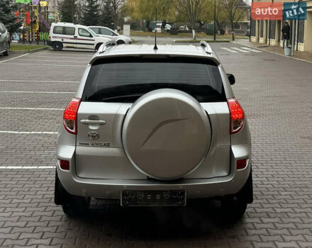 Серый Тойота РАВ 4, объемом двигателя 2 л и пробегом 185 тыс. км за 9600 $, фото 10 на Automoto.ua