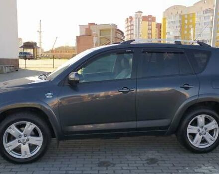 Серый Тойота РАВ 4, объемом двигателя 2.2 л и пробегом 255 тыс. км за 11500 $, фото 7 на Automoto.ua