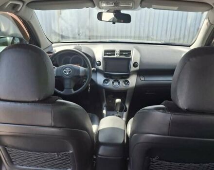 Серый Тойота РАВ 4, объемом двигателя 2 л и пробегом 225 тыс. км за 8500 $, фото 14 на Automoto.ua