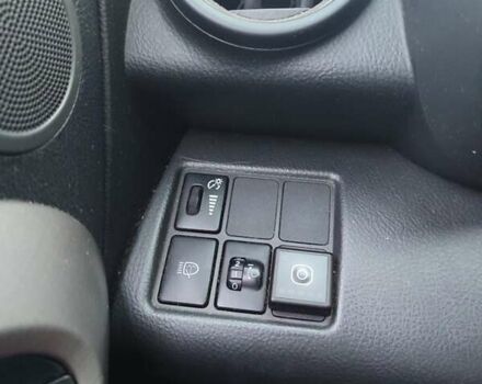 Серый Тойота РАВ 4, объемом двигателя 2 л и пробегом 424 тыс. км за 9000 $, фото 17 на Automoto.ua