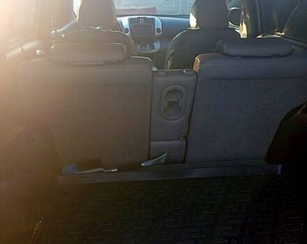 Серый Тойота РАВ 4, объемом двигателя 2.4 л и пробегом 270 тыс. км за 8400 $, фото 1 на Automoto.ua