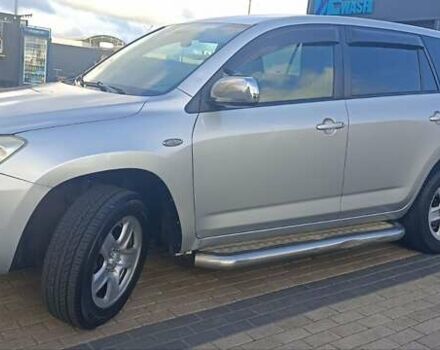 Серый Тойота РАВ 4, объемом двигателя 2.36 л и пробегом 213 тыс. км за 8500 $, фото 1 на Automoto.ua