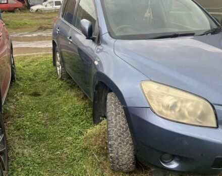 Сірий Тойота РАВ 4, об'ємом двигуна 0 л та пробігом 100 тис. км за 4300 $, фото 2 на Automoto.ua