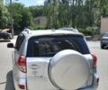 Серый Тойота РАВ 4, объемом двигателя 2 л и пробегом 190 тыс. км за 8000 $, фото 3 на Automoto.ua