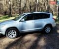 Серый Тойота РАВ 4, объемом двигателя 2.36 л и пробегом 288 тыс. км за 9500 $, фото 1 на Automoto.ua