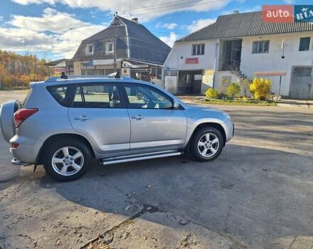 Серый Тойота РАВ 4, объемом двигателя 2 л и пробегом 146 тыс. км за 10600 $, фото 14 на Automoto.ua