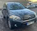 Сірий Тойота РАВ 4, об'ємом двигуна 2.2 л та пробігом 220 тис. км за 3950 $, фото 1 на Automoto.ua