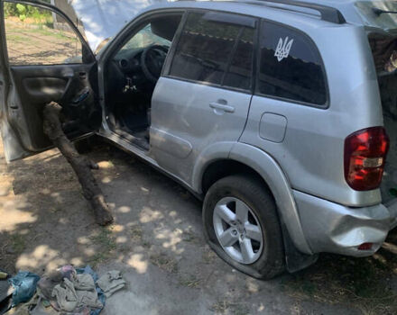 Сірий Тойота РАВ 4, об'ємом двигуна 2 л та пробігом 200 тис. км за 3118 $, фото 3 на Automoto.ua