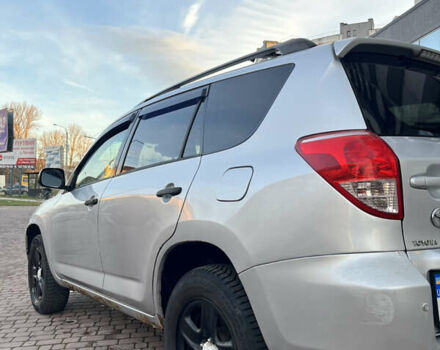 Серый Тойота РАВ 4, объемом двигателя 2.36 л и пробегом 213 тыс. км за 6400 $, фото 10 на Automoto.ua