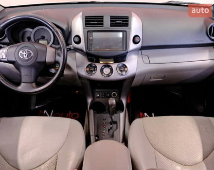 Сірий Тойота РАВ 4, об'ємом двигуна 2.36 л та пробігом 164 тис. км за 9900 $, фото 37 на Automoto.ua