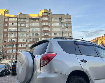 Серый Тойота РАВ 4, объемом двигателя 2.36 л и пробегом 213 тыс. км за 6400 $, фото 5 на Automoto.ua