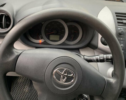 Серый Тойота РАВ 4, объемом двигателя 2.4 л и пробегом 290 тыс. км за 7495 $, фото 13 на Automoto.ua