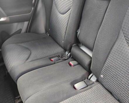 Серый Тойота РАВ 4, объемом двигателя 2.23 л и пробегом 290 тыс. км за 8000 $, фото 12 на Automoto.ua