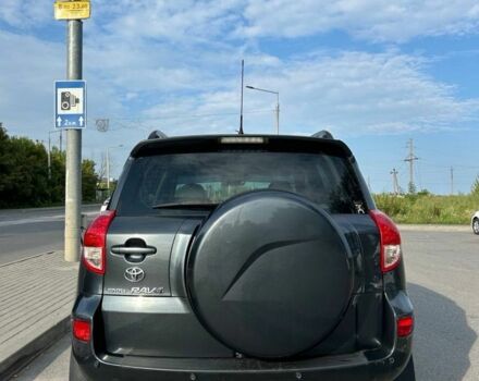 Сірий Тойота РАВ 4, об'ємом двигуна 2 л та пробігом 223 тис. км за 10000 $, фото 7 на Automoto.ua