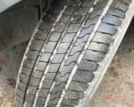 Серый Тойота РАВ 4, объемом двигателя 2 л и пробегом 257 тыс. км за 7900 $, фото 7 на Automoto.ua